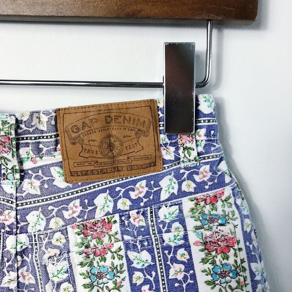 ‼️BLACK FRIDAY BOGO FREE ALL ITEMS‼️ GAP VTG - Picture 5 of 8